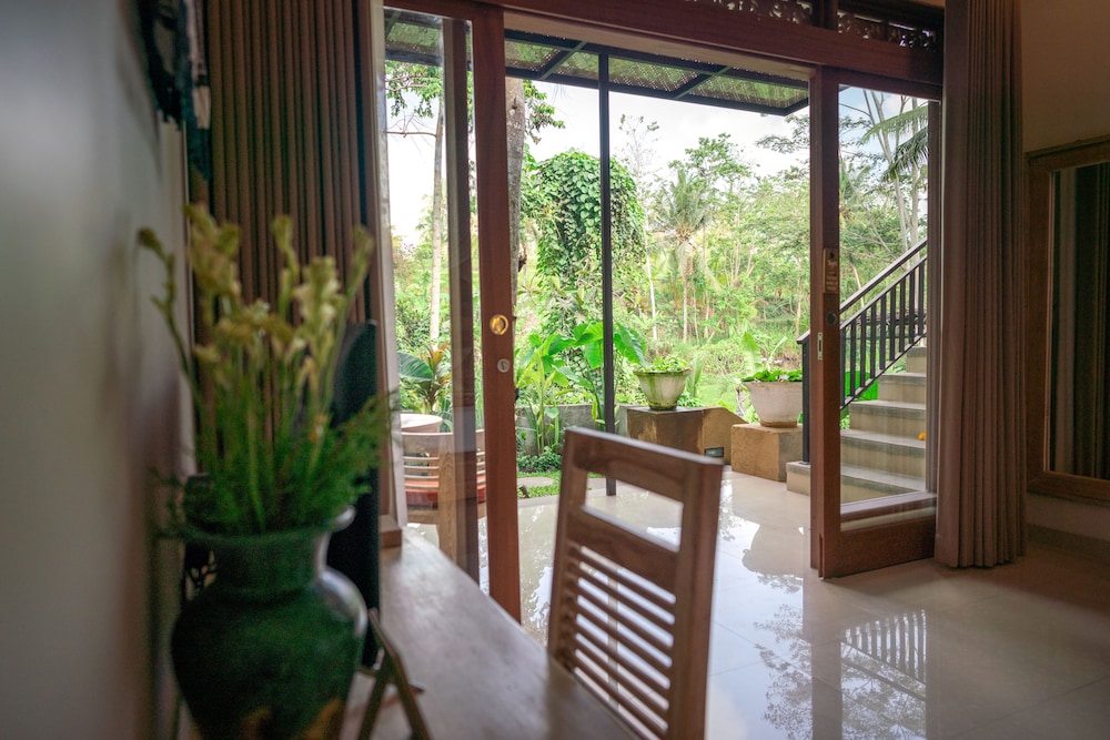 Deluxe Suite - Photo 10
