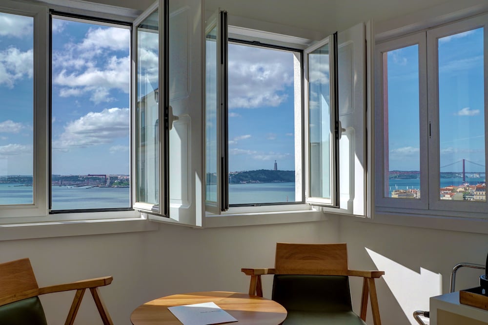 Luxury Suite, River View photo 1