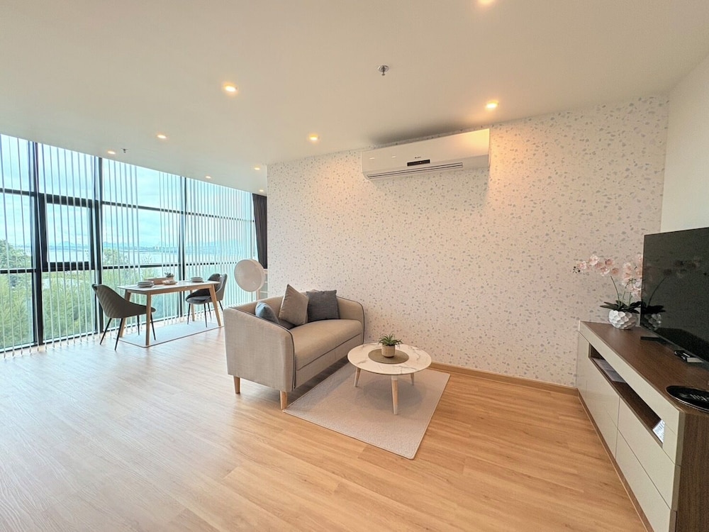 Deluxe Twin Room, 2 Twin Beds - Photo 2