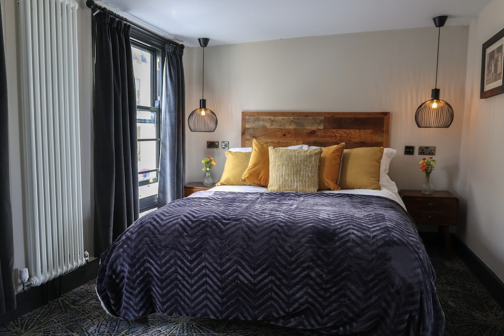 Basic Double Room