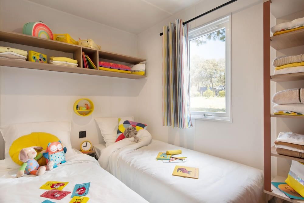Family Mobile Home, 2 Bedrooms, Sea View photo 1