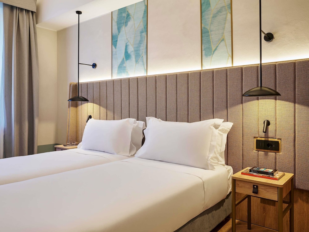 Deluxe Room, 2 Twin Beds