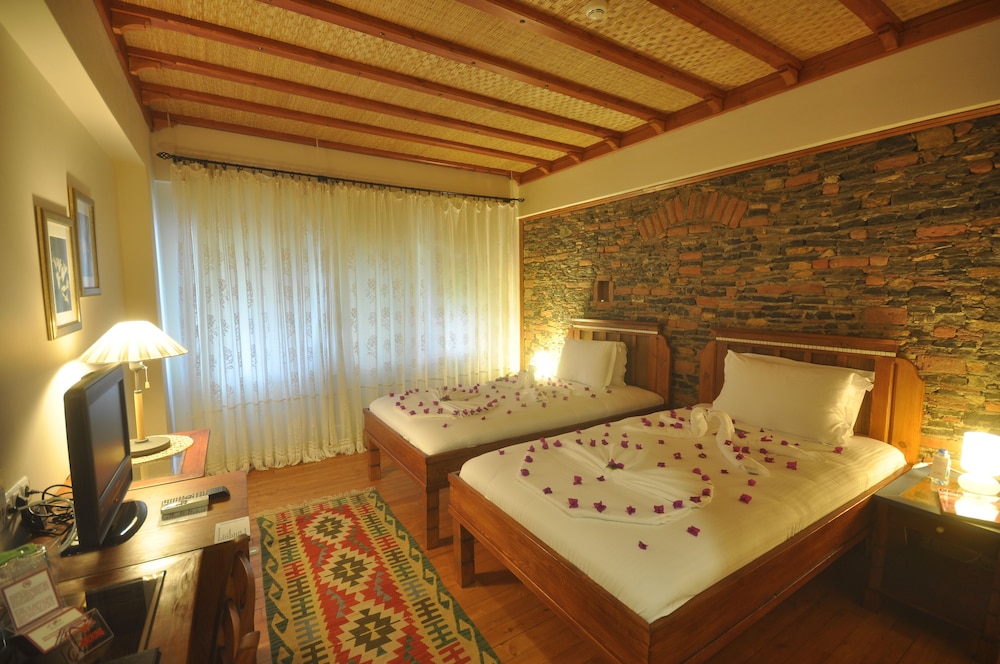 Standard Double or Twin Room, Sea View - Photo 4