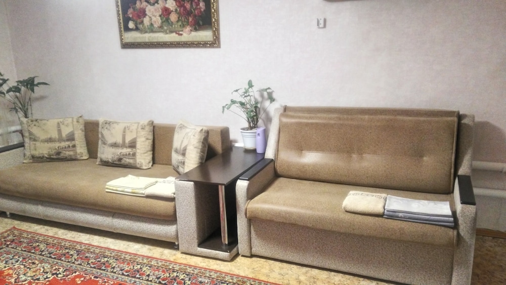 Family Room photo 1