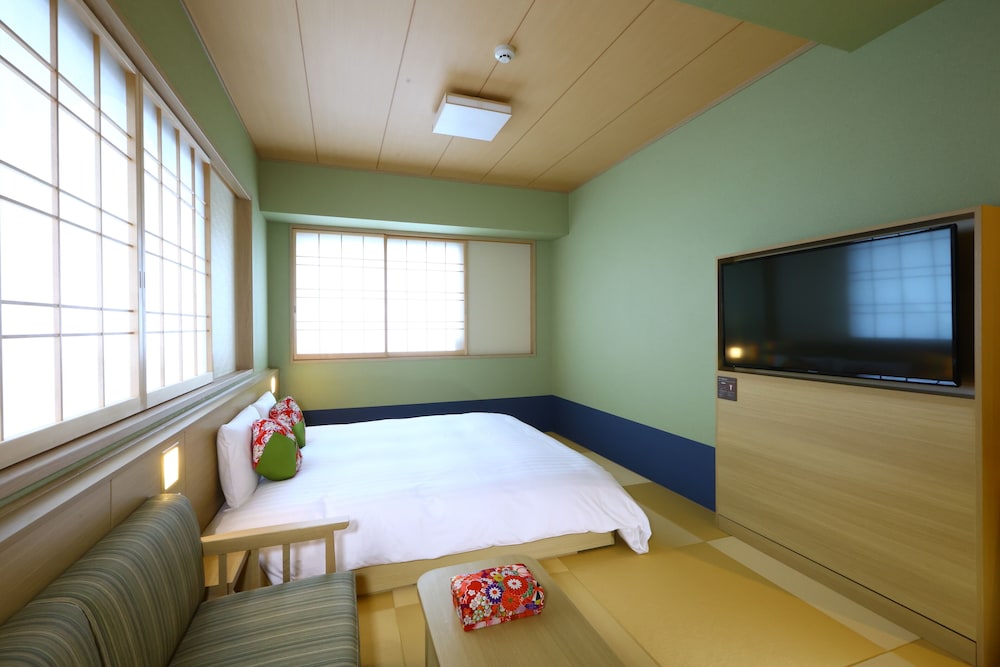 Standard King Room, Non Smoking - Photo 2