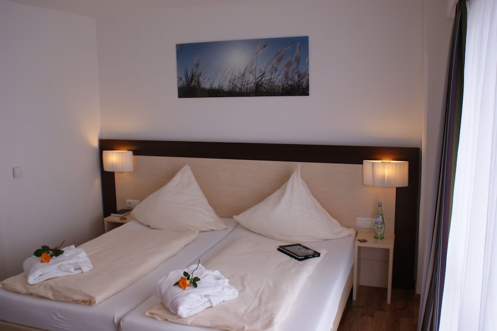 Double or Twin Room photo 2