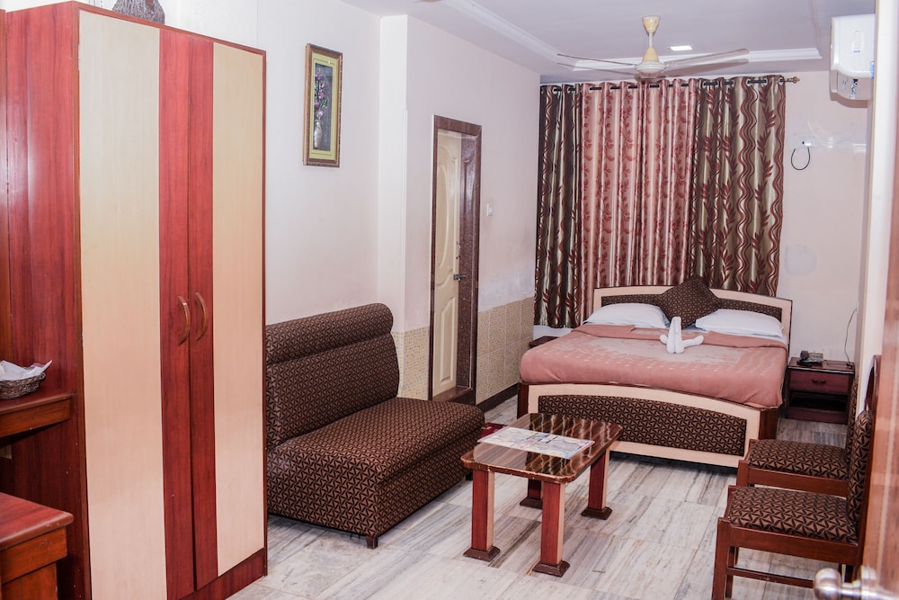Deluxe Suite photo 3