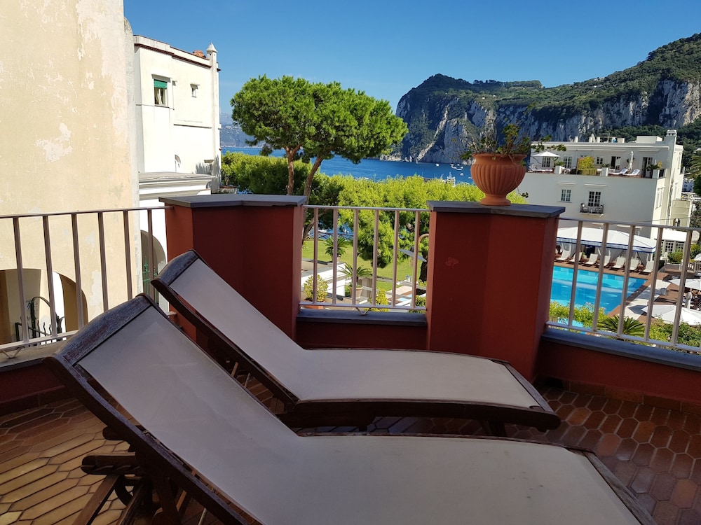 Superior Double Room, Sea View photo 2