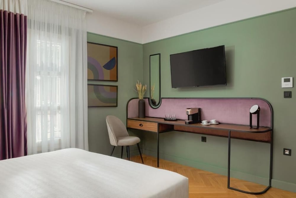 Deluxe Double Room - Photo 6