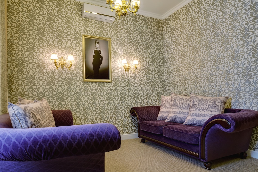 Suite, 1 Bedroom photo 3