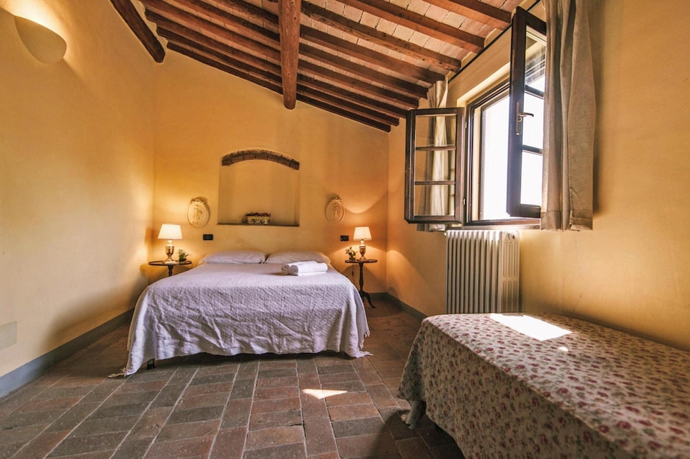 Luxury Apartment, 2 Bedrooms photo 3
