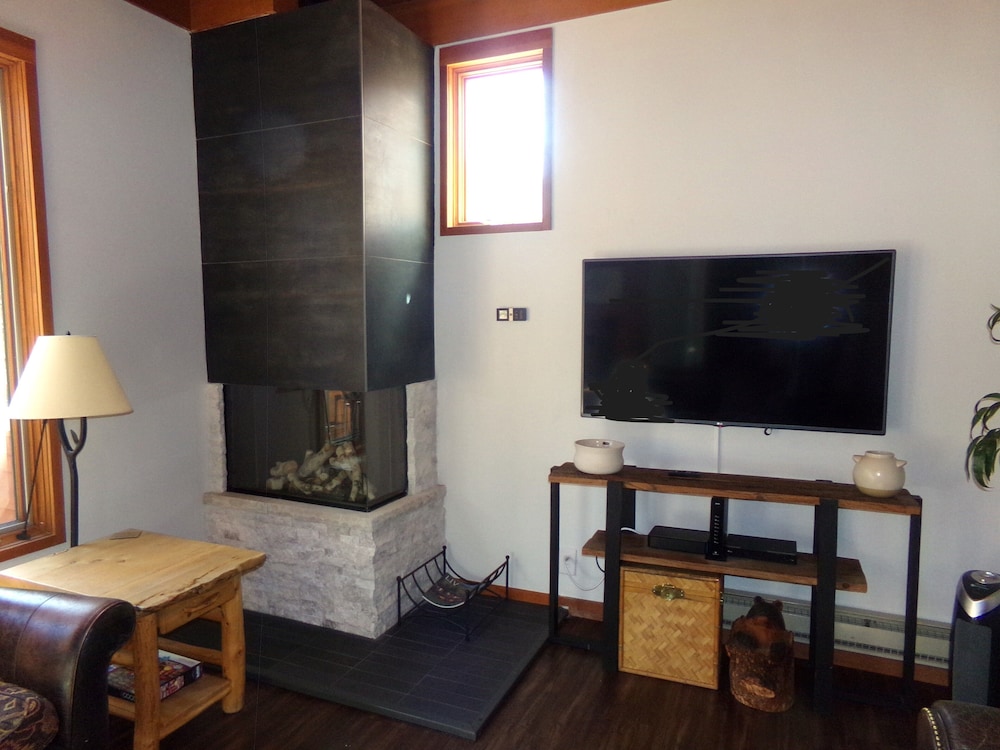 House, 1 King Bed (Tennis Townhome 2 Bd 25 Ba TTMR) photo 2