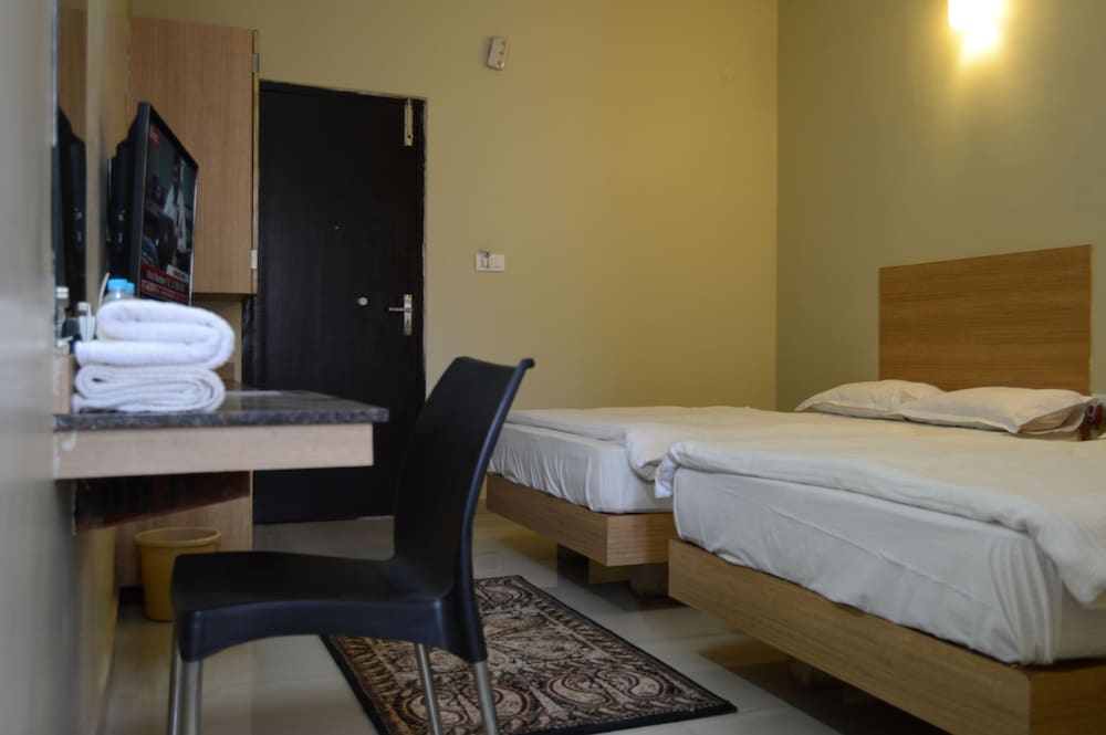Basic Double Room, 1 Bedroom photo 2