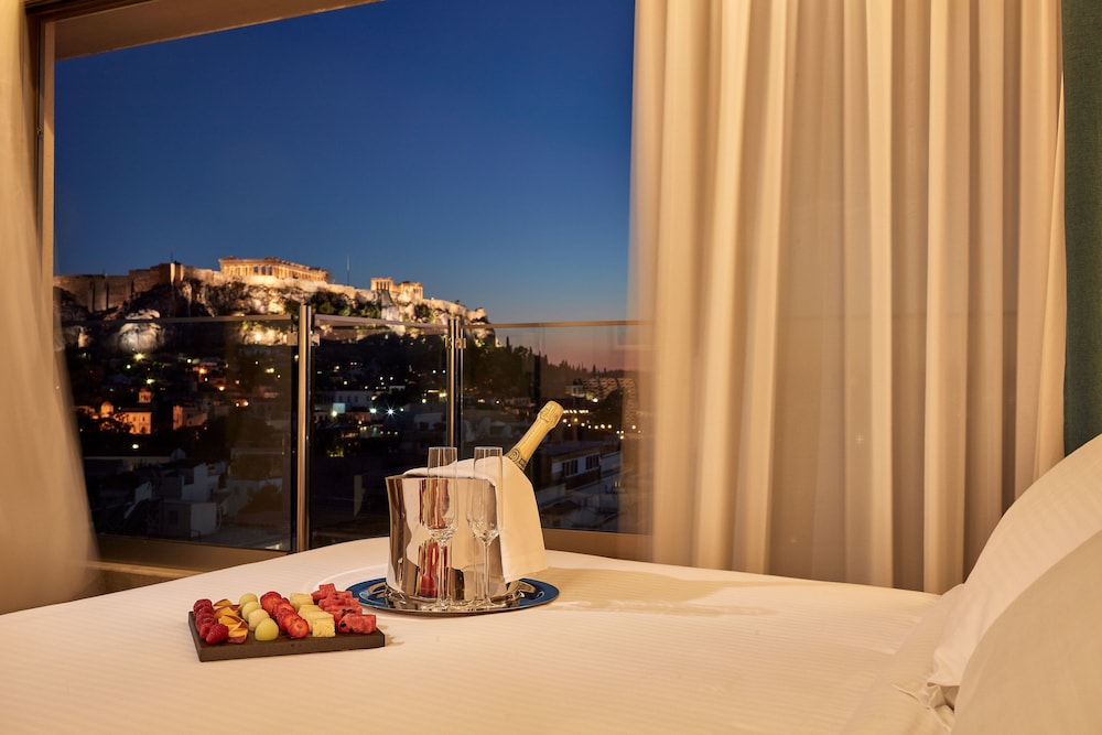 Suite, Acropolis View