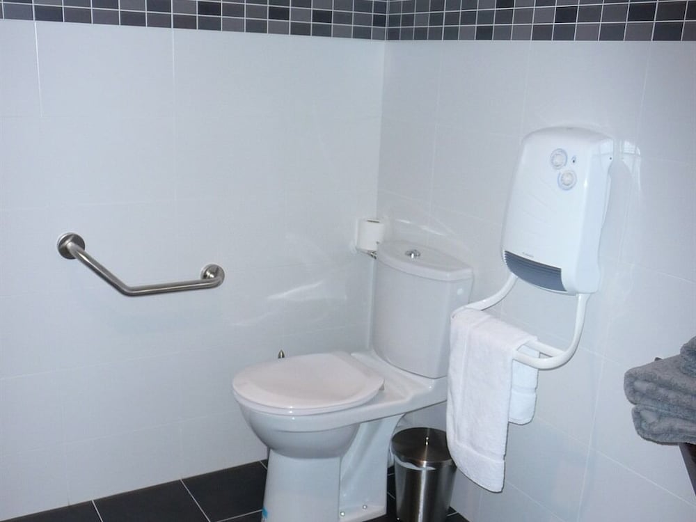 Comfort Double or Twin Room, Private Bathroom photo 2