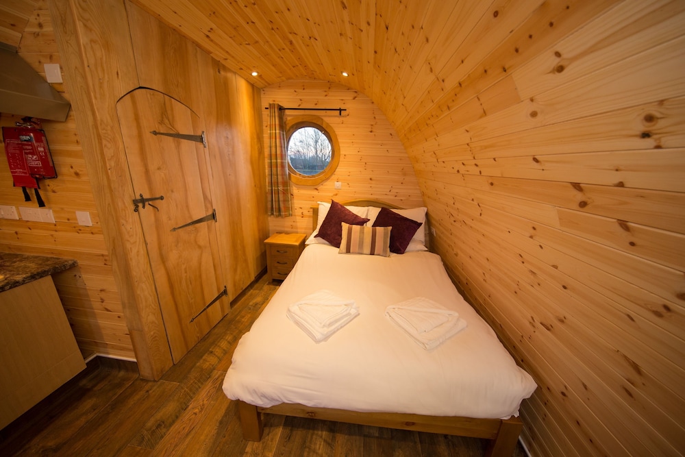 The Old Oak Glamping Pod - Photo 2