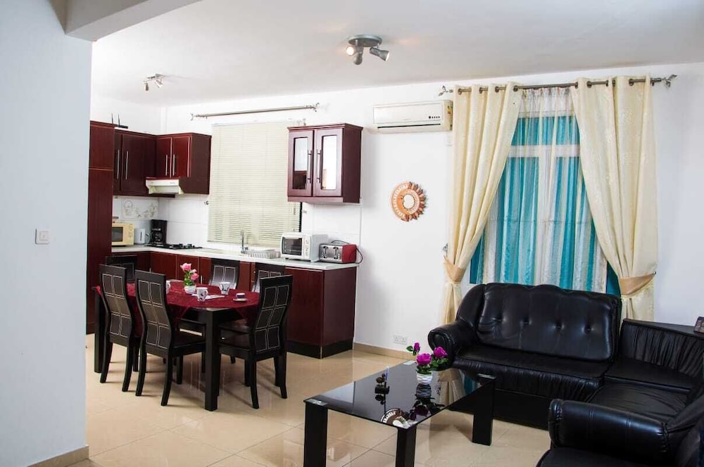 Family Apartment photo 1