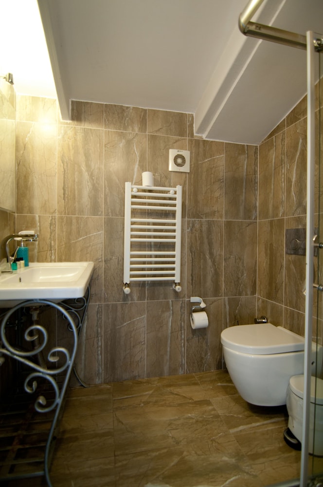 Deluxe Double Room (with Whirlpool) photo 2