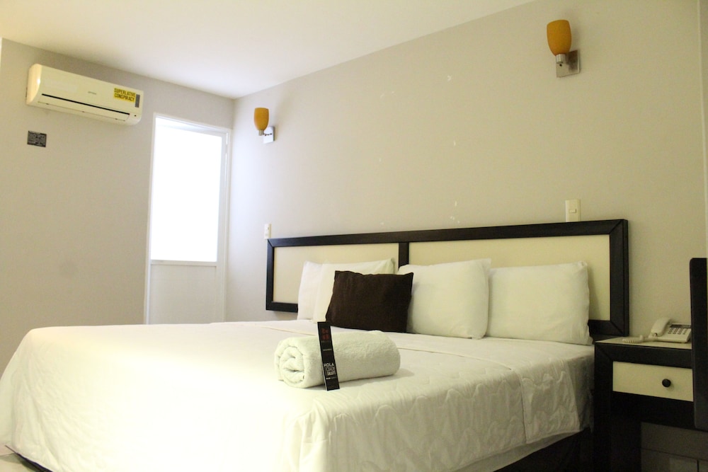 Superior Room, 1 King Bed, Non Smoking photo 1