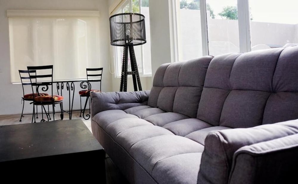Deluxe Apartment, 2 Bedrooms, Non Smoking - Photo 3