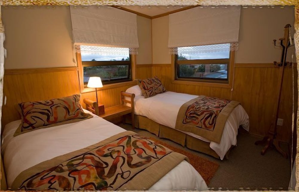 Standard Twin Room photo 2