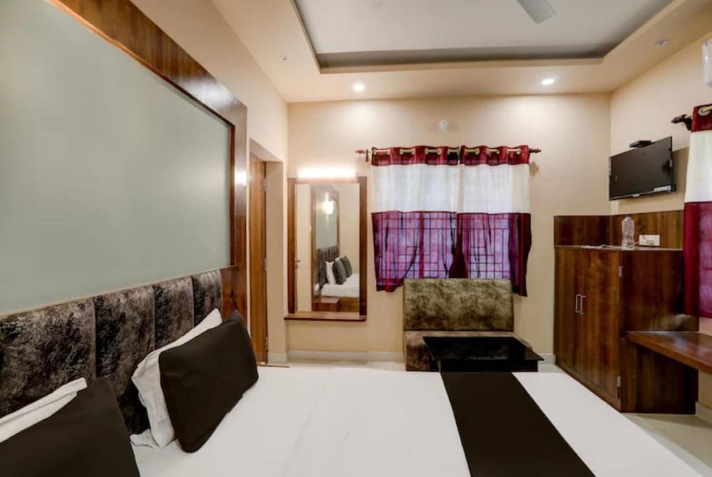 Deluxe Double Room, Multiple Bedrooms, City View