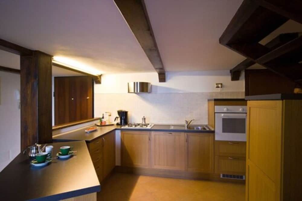 Panoramic Studio, 1 Bedroom, Lake View, Annex Building photo 3