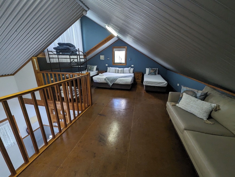 Deluxe Cabin, 2 Bedrooms, Garden View, Garden Area photo 3