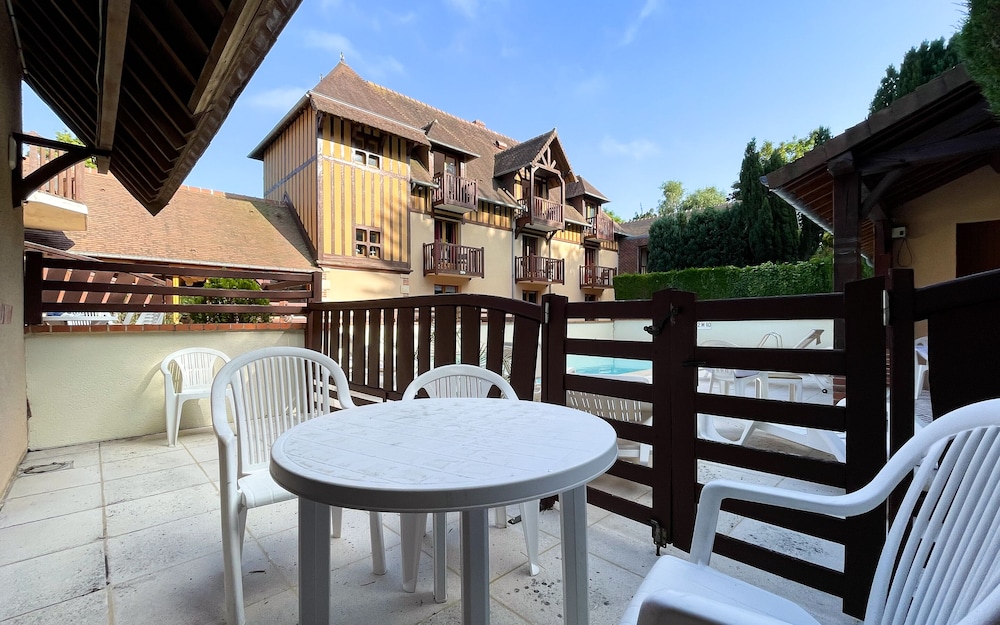 Superior Room, Terrace, Pool View photo 3