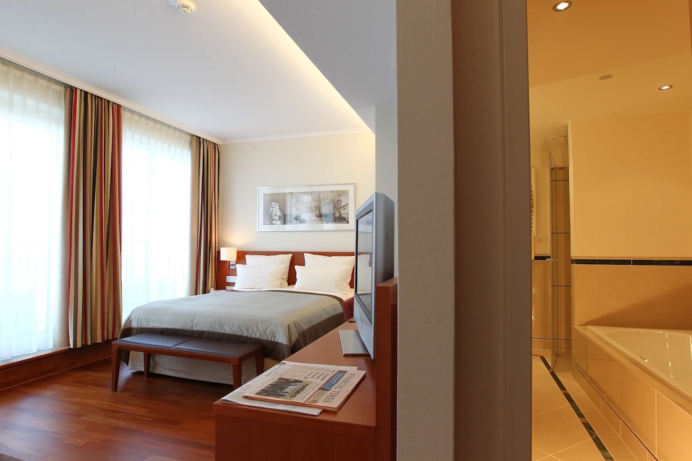 Executive Room photo 1