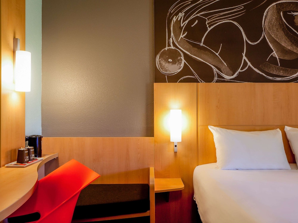 Standard Room, 1 Double Bed - Photo 4