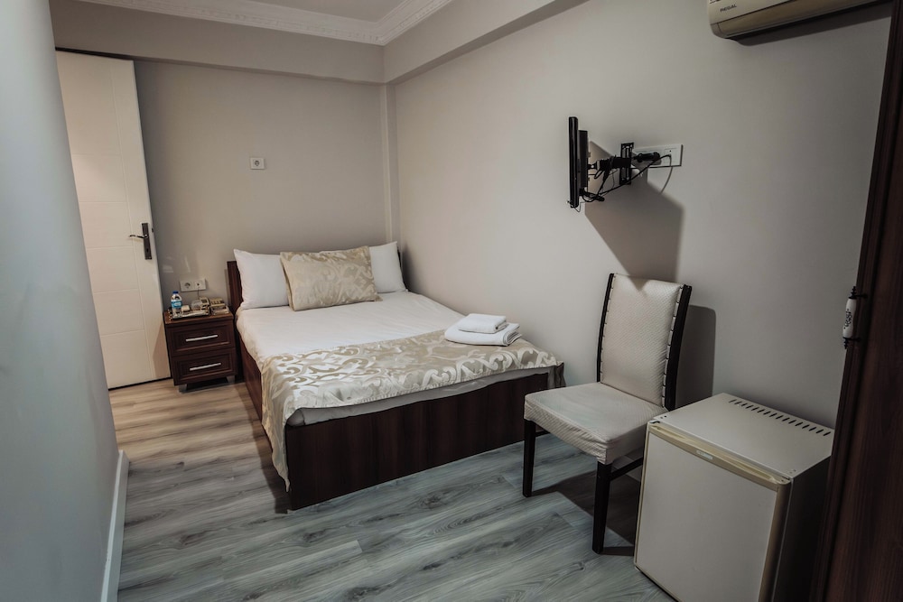 Economy Double Room, City View