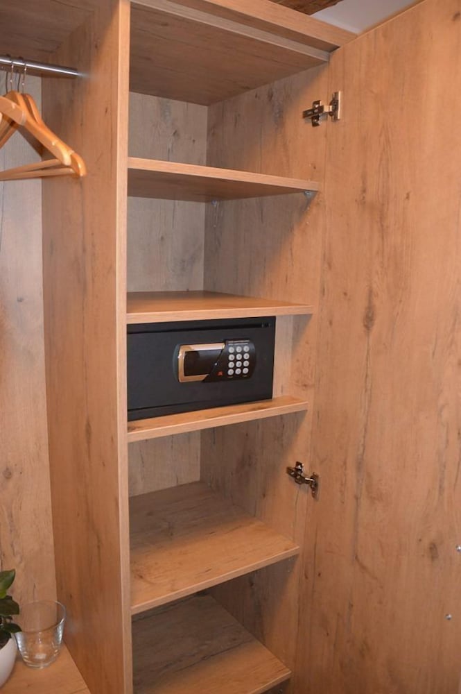 Deluxe Studio, Kitchenette photo 3