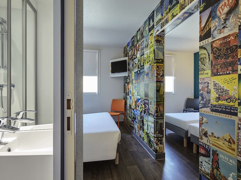 Family Room, Multiple Beds, Private Bathroom (Cabrio) photo 3
