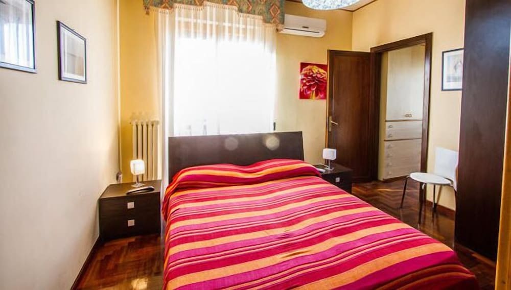 Double Room, Private Bathroom (External)