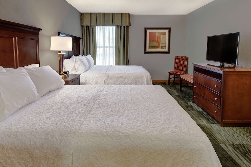 Suite, 2 Queen Beds, Accessible, Non Smoking photo 2