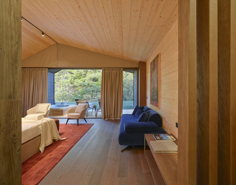 Chalet Royal photo 2
