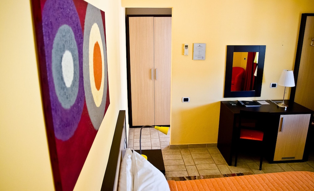 Superior Double Room, 1 Double Bed, Ensuite - Photo 5