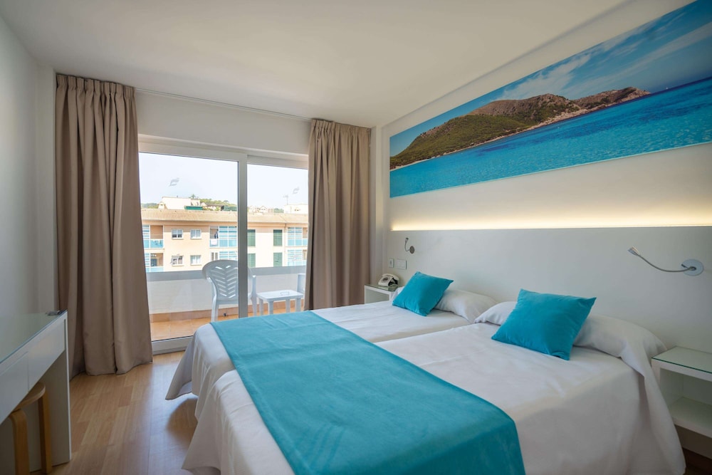 Standard Double Room, City View