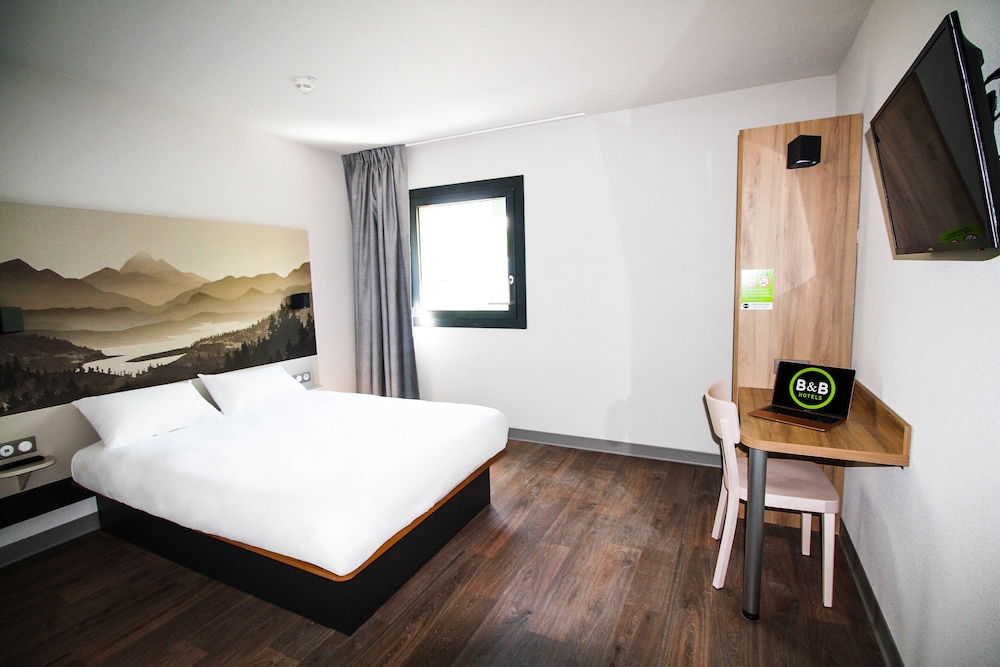 Double Room (Accessible) photo 1