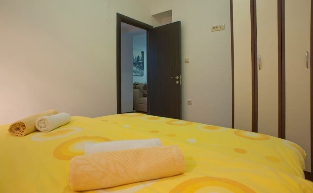 Apartment, 2 Bedrooms, Terrace, Sea View photo 3