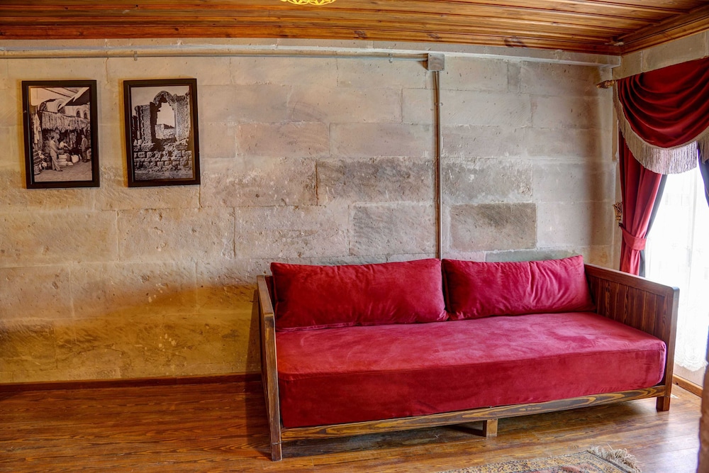 Traditional Room - Photo 12