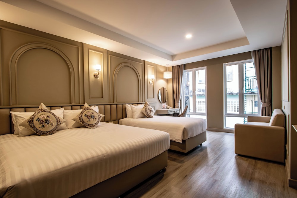 Premier Triple Room - Photo 1