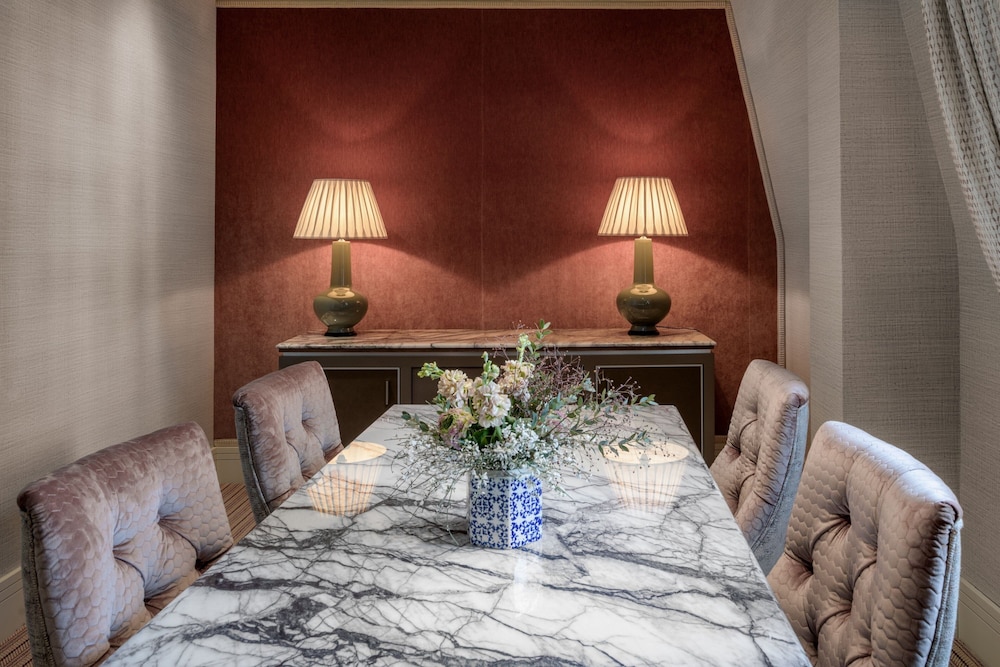 Suite, 1 King Bed