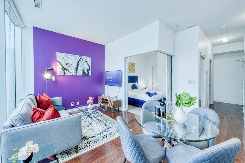 Luxury Apartment thumbnail 6