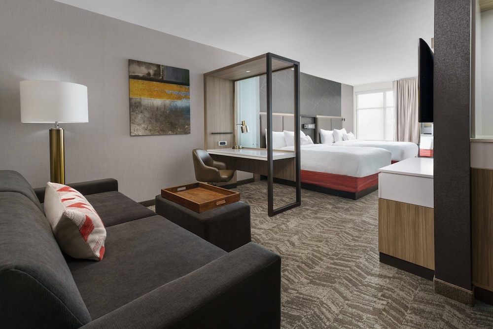 Suite, Multiple Beds - Photo 1