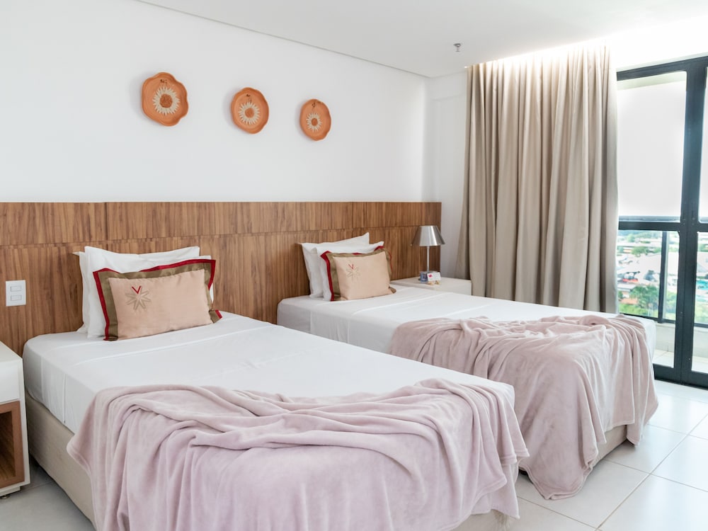 Premium Suite (Twin)