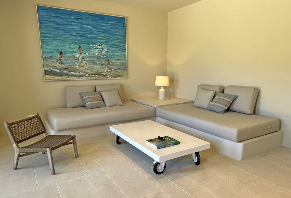 Privilege Villa with a Private Pool photo 3