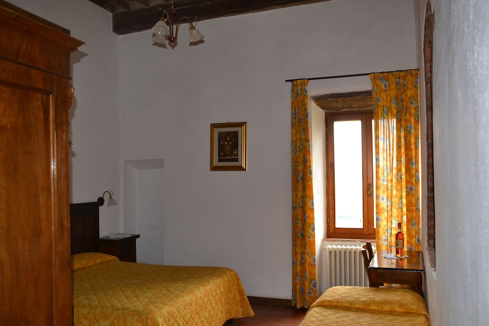 Classic Double or Twin Room photo 1