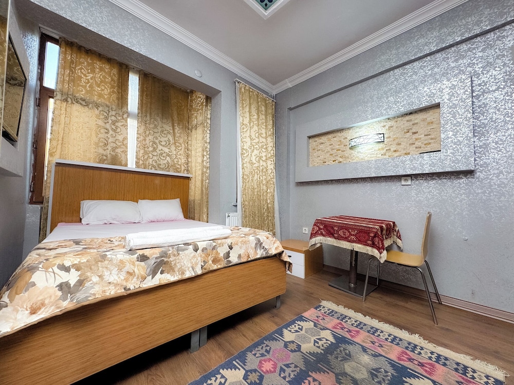 Family Apartment, 2 Bedrooms, Kitchen, City View photo 2